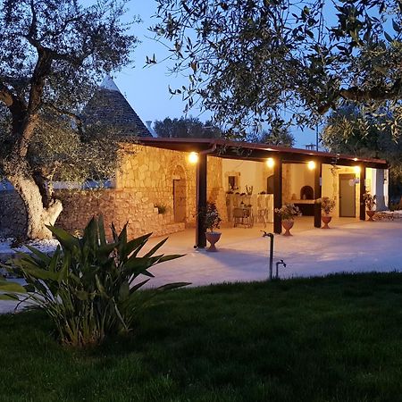 Trullo Degli Augelli Pension San Michele Salentino Buitenkant foto